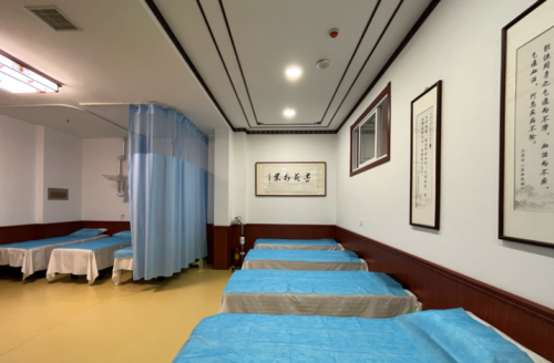 太原登貴堂醫療管理萬柏林迎澤西大街中醫門診部 依托總公司授權，規范開展經營活動